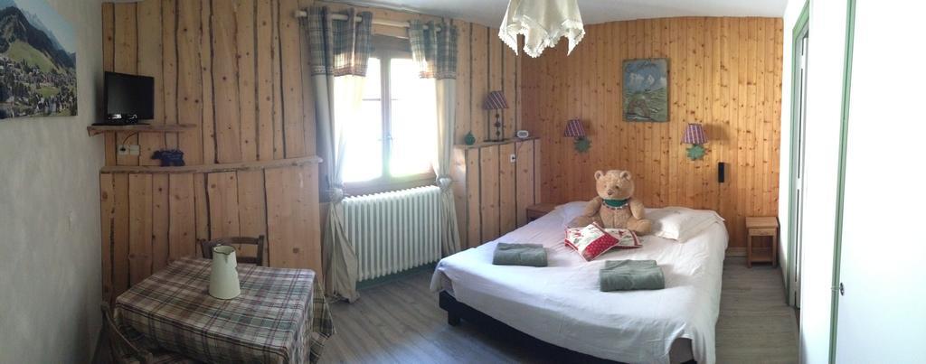Hôtel La Tapia Autrans-Meaudre-en-Vercors Extérieur photo