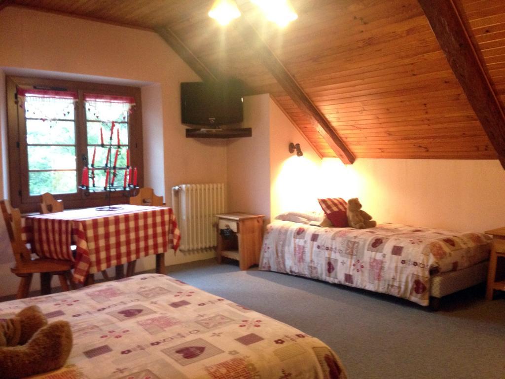 Hôtel La Tapia Autrans-Meaudre-en-Vercors Chambre photo