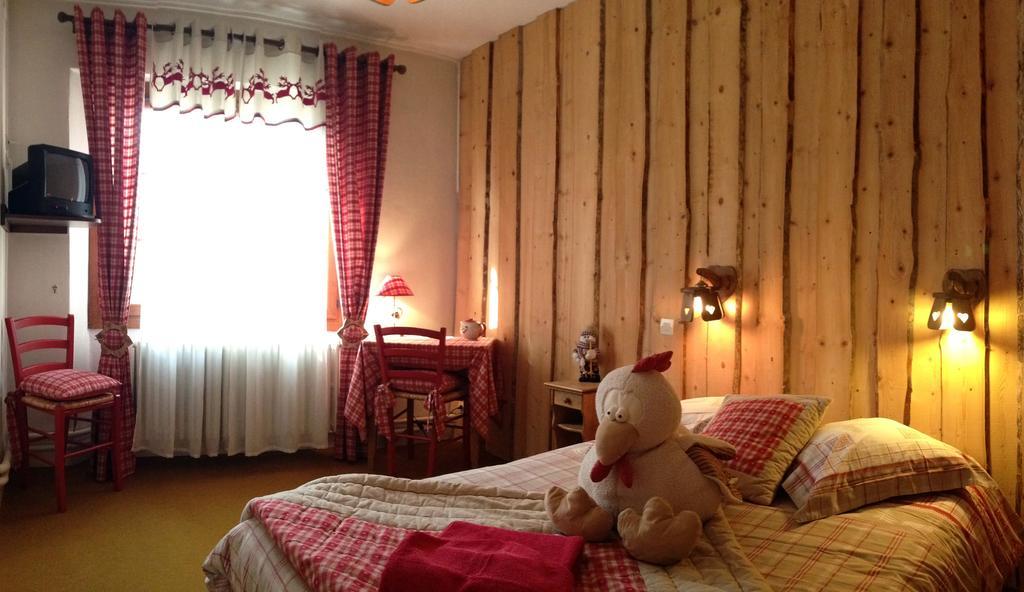 Hôtel La Tapia Autrans-Meaudre-en-Vercors Chambre photo
