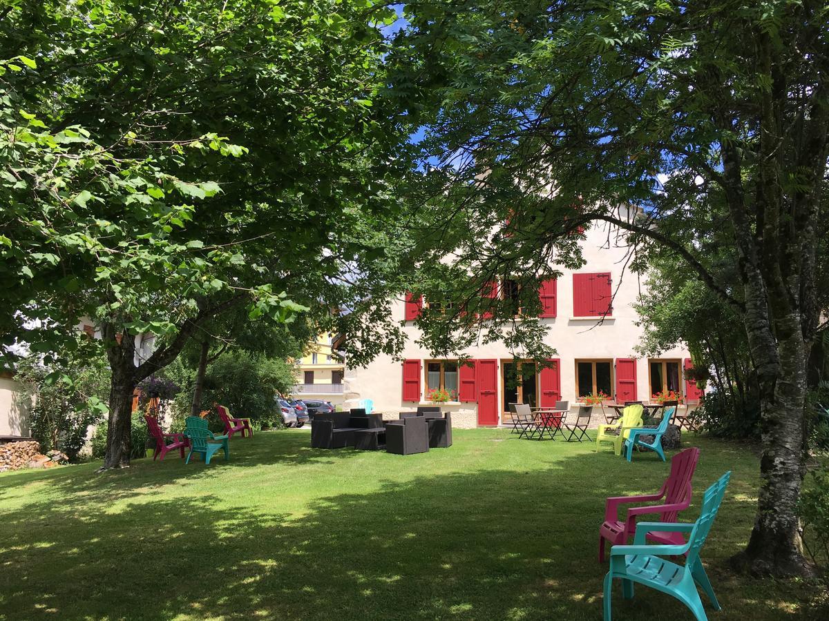 Hôtel La Tapia Autrans-Meaudre-en-Vercors Extérieur photo